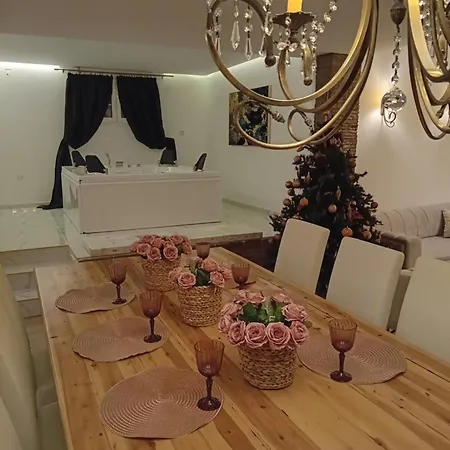 Meteora Grande Luxury & 아파트 칼람파카