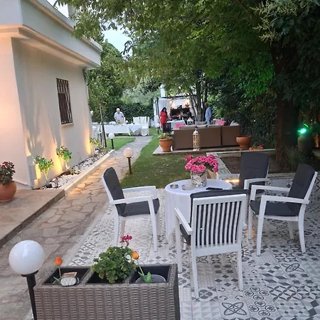Meteora Grande Luxury & 아파트 칼람파카